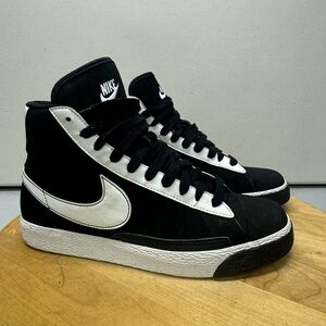 Nike Blazer Mid '77 2009 Size 6Y Black White  Grade School GS 318705-013 RARE!